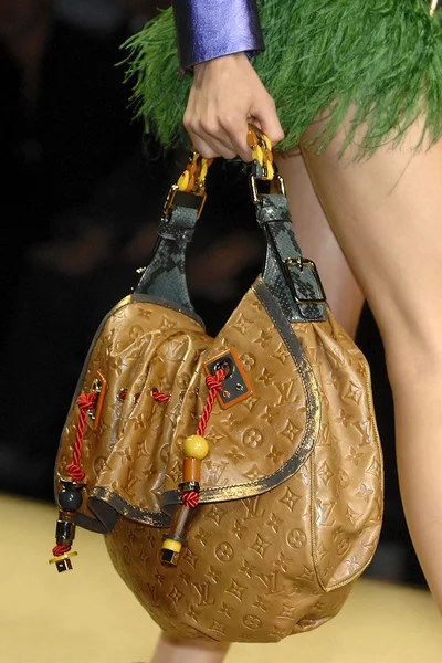 Look 54